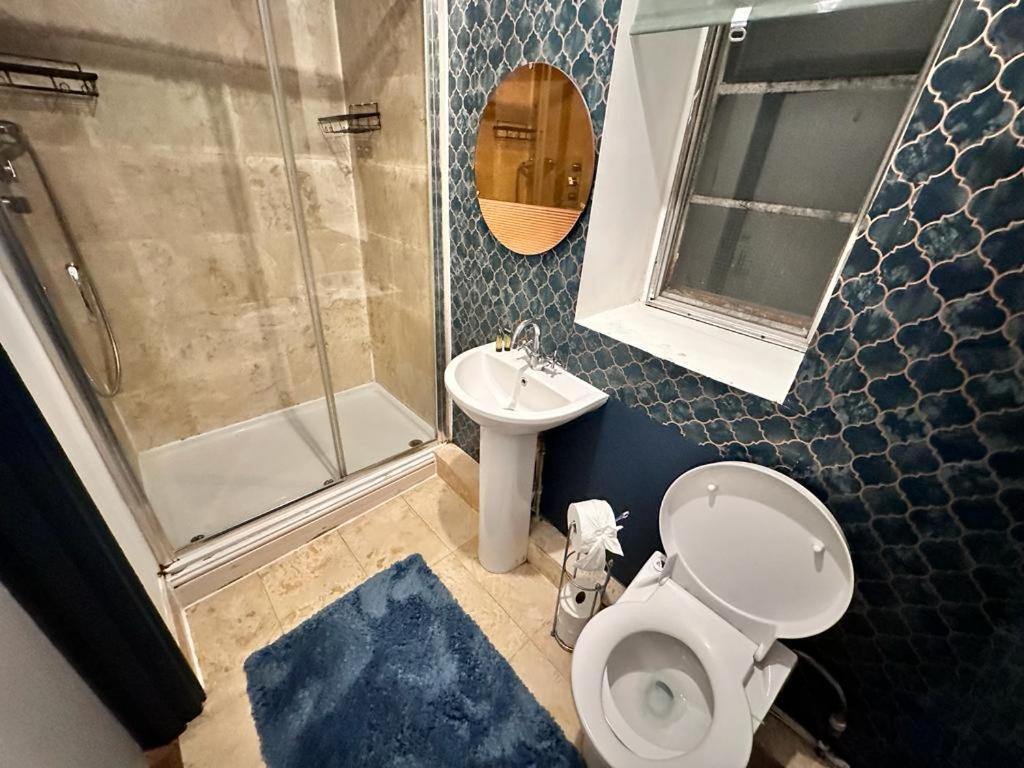 Paddington Station - 2-Bedrooms, 2-Baths And Living Room - Posh Apartment In Central Лондон Екстер'єр фото